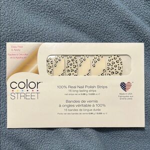 Color Street Black and White Press-On Nails